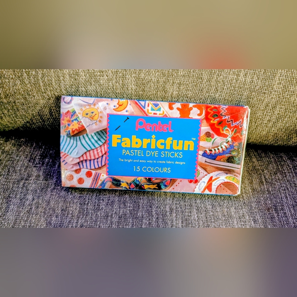 Pentel Fabric Fun Pastel Dye Sticks - 15 Colours
